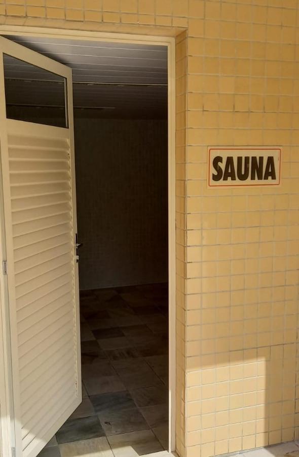 Apto na área nobre da praia grande-Ubatuba à 100m do mar Exterior foto